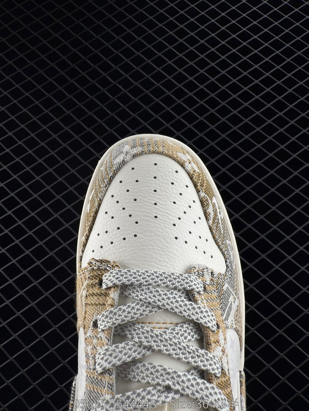 Travis Scott x Air Jordan 1 ” Reverse Mocha “